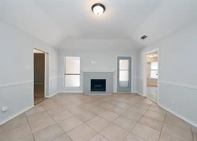 Property at 1908 Paisley St, Denton, TX, 76209, 4 beds, 2 baths, [object Object]