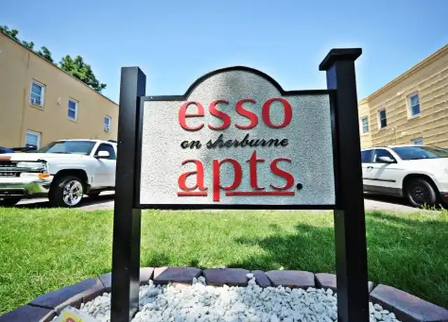 Property at 695 Sherburne Ave Unit 7, St Paul, MN, 55104, 2 beds, 1 bath, [object Object]