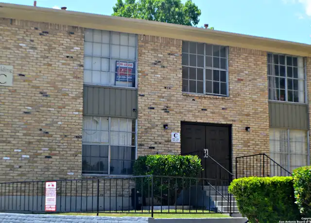 Property at 6611 Southpoint St Unit 110, San Antonio, TX, 78229, 1 bed, 1 bath, [object Object]