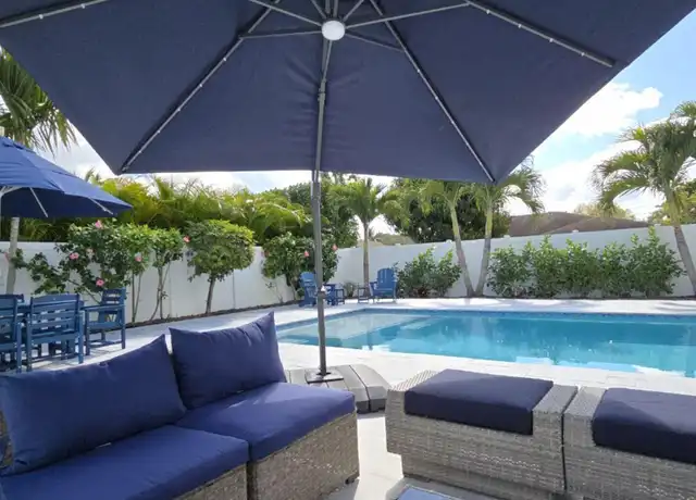 Property at 6882 3rd St, Jupiter, FL, 33458, 4 beds, 2 baths, [object Object]