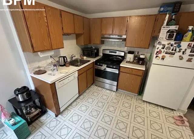 Property at 20 Colborne Rd Unit 2, Brighton, MA, 02135, 2 beds, 1 bath, [object Object]