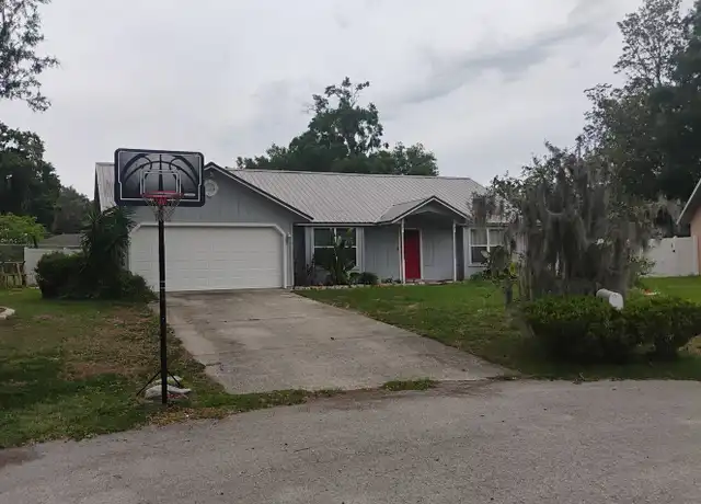 Property at 4861 SE 31st Ter, Ocala, FL, 34480, 3 beds, 2 baths, [object Object]