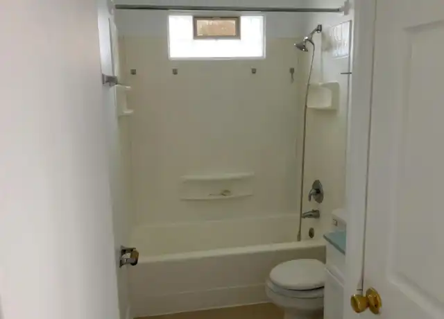 Property at 1950 Frank Rd, Columbus, OH, 43223, 2 beds, 1 bath, [object Object]