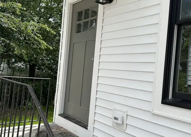 Property at 69 Cos Cob Ave, Cos Cob, CT, 06807, 3 beds, 1 bath, [object Object]