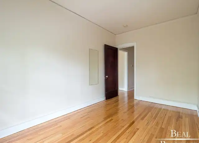 Property at 1307 Oak Ave Unit N1, Evanston, IL, 60201, 1 bed, 1 bath, [object Object]