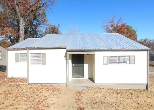Property at 6625 Seminole Dr, Fairfield, AL, 35064, 3 beds, 1.5 baths, [object Object]