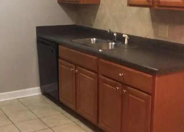 Property at 421 Old Manor Rd Unit BG0421, Columbia, SC, 29210, 1 bed, 1 bath, [object Object]