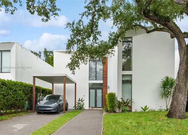 Property at 8640 Arboretum Ln, Miami, FL, 33138, 4 beds, 3 baths, [object Object]