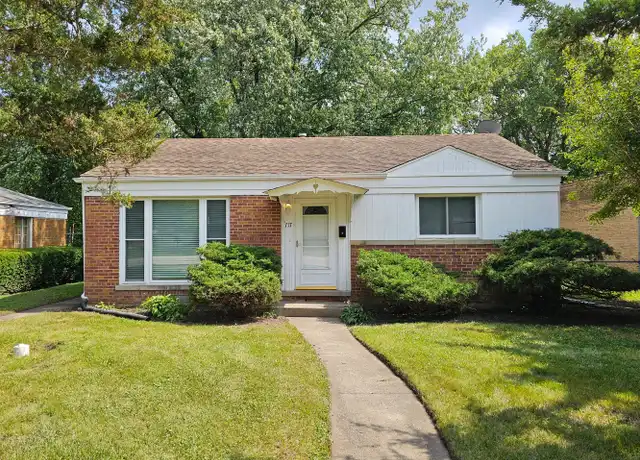Property at 717 E Hawley St, Mundelein, IL, 60060, 2 beds, 1 bath, [object Object]