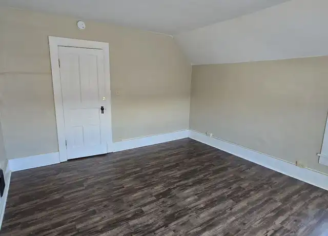 Property at 422 W State St, Hastings, MI, 49058, 1 bed, 1 bath, [object Object]