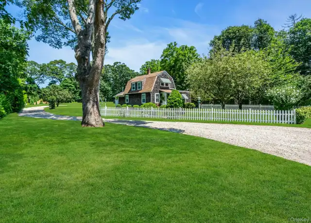 Property at 107 Sebonac Rd, Southampton, NY, 11968, 2 beds, 1 bath, [object Object]
