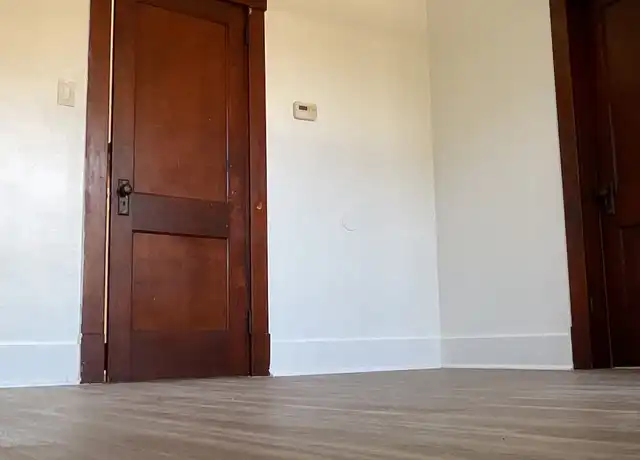Property at 825 Benwood Ave Unit 1, McKees Rocks, PA, 15136, 3 beds, 1 bath, [object Object]