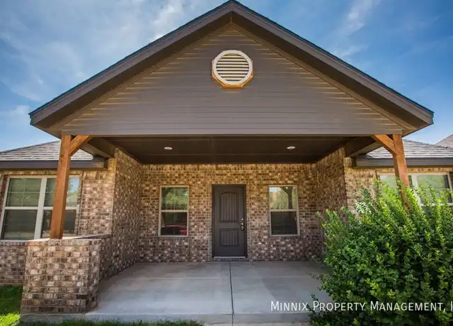 Property at 4117 18th St, Lubbock, TX, 79416, 4 beds, 2 baths, [object Object]