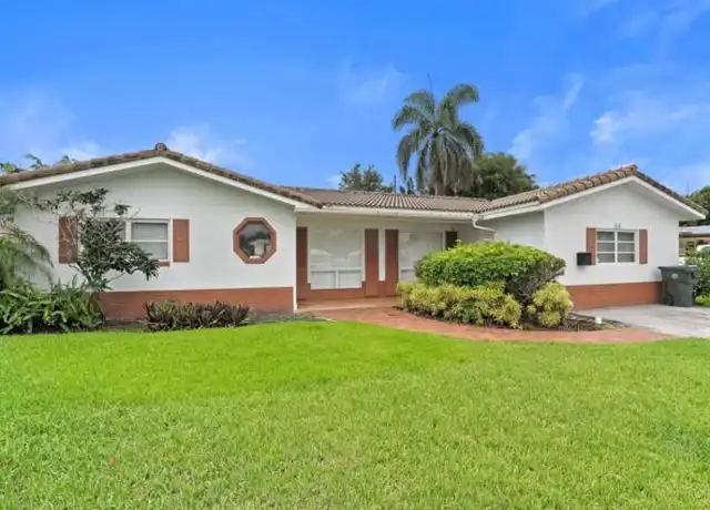 Property at 818 W Camino Real, Boca Raton, FL, 33486, 3 beds, 3 baths, [object Object]