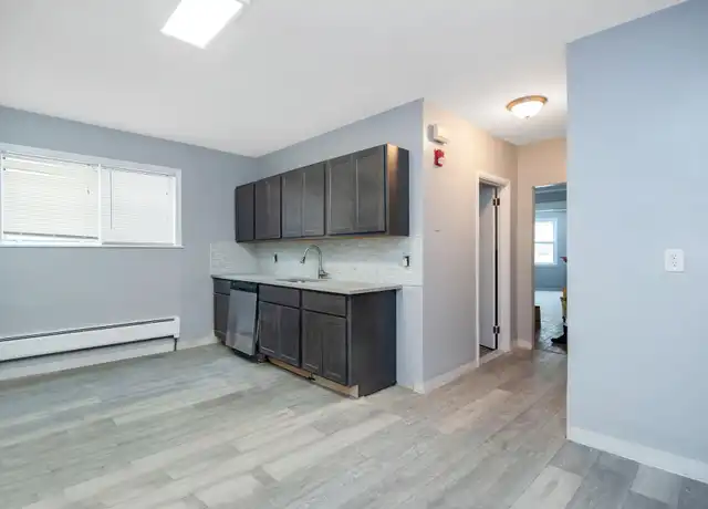 Property at Stamford Cv, Stamford, CT, 06902, 2 beds, 1 bath, [object Object]