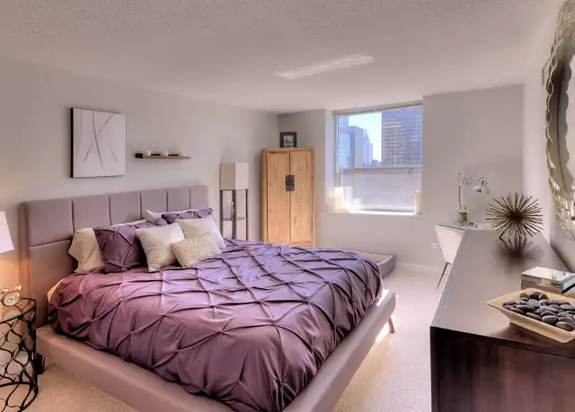 Property at 544 N State St Unit 003209, Chicago, IL, 60654, 1 bed, 1 bath, [object Object]