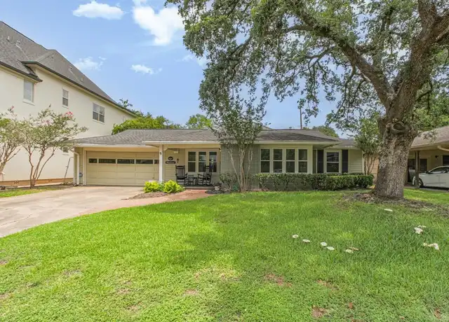 Property at 4924 Mimosa Dr, Bellaire, TX, 77401, 3 beds, 2 baths, [object Object]