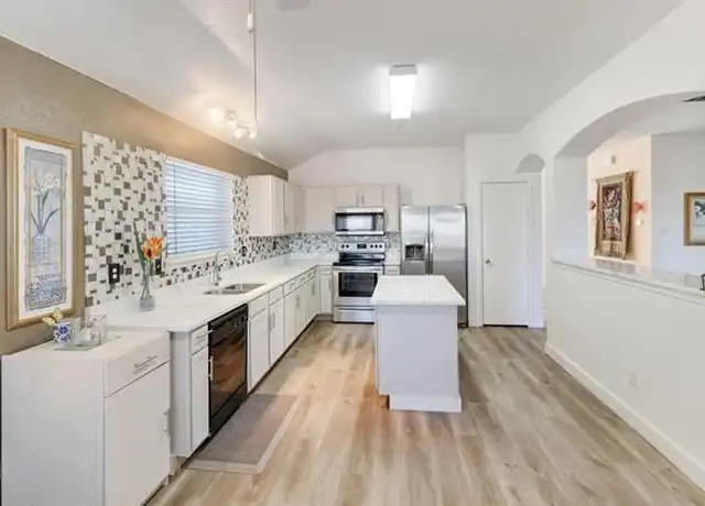 Property at 1087 Magnolia Ln, Cedar Hill, TX, 75104, 4 beds, 2 baths, [object Object]