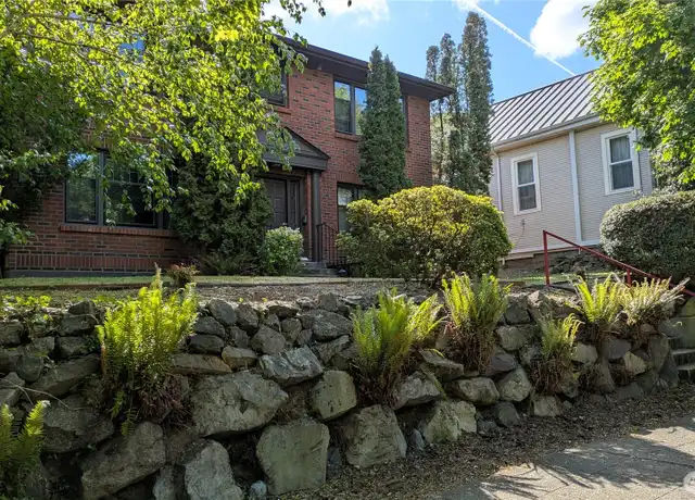 Property at 2114 7th Ave W Unit 3, Seattle, WA, 98119, 1 bed, 1 bath, [object Object]