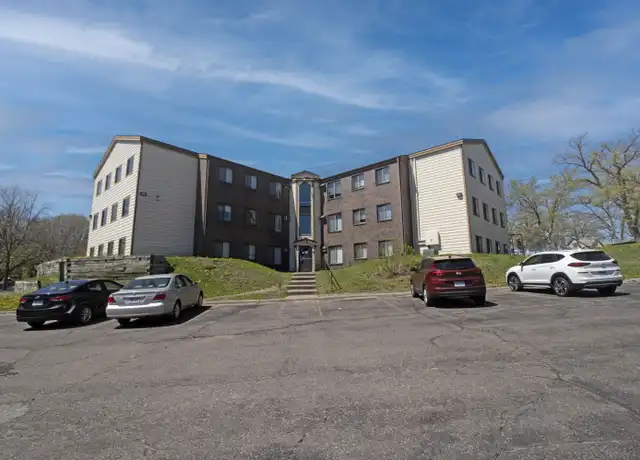 Property at 800 11th St S Unit 109, St Cloud, MN, 56301, 1 bed, 1 bath, [object Object]
