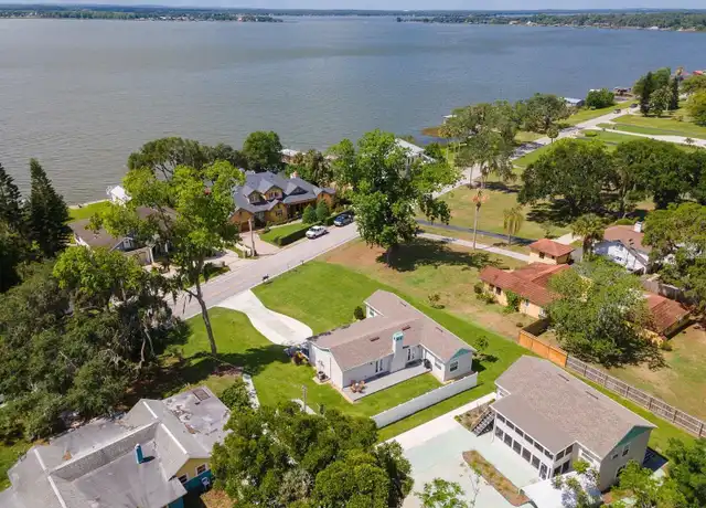 Property at 1357 Lakeshore Dr Unit 3, Mt Dora, FL, 32757, 1 bed, 1 bath, [object Object]