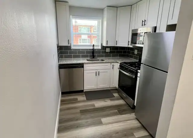 Property at 7853 Big Bend Blvd, Webster Groves, MO, 63119, 1 bed, 1 bath, [object Object]
