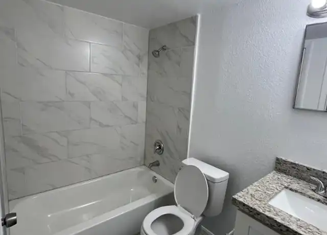 Property at 2452 Stella St #203, Fort Myers, FL, 33901, 2 beds, 1 bath, [object Object]
