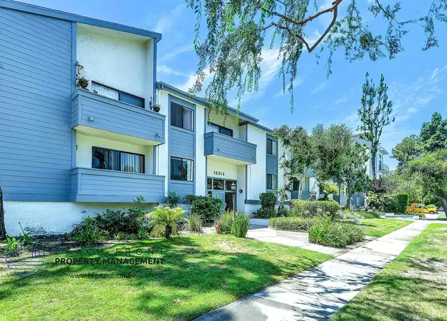 Property at 12314 Moorpark St, Studio City, CA, 91604, 2 beds, 1-2 bath, [object Object]