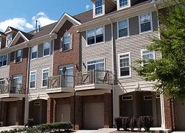 Property at Woodland Park Apartments 1 - 13025 Elm Tree Dr, Herndon, VA, 20171, 1 bed, 1 bath, [object Object]