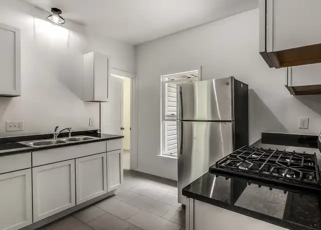 Property at 680 Hazelwood St, Detroit, MI, 48202, 1 bed, 1 bath, [object Object]