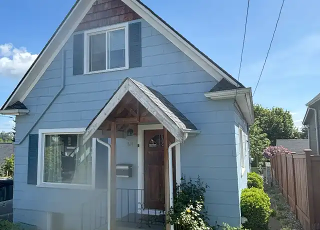 Property at 814 Chester Ave Unit B, Bremerton, WA, 98337, 1 bed, 1 bath, [object Object]