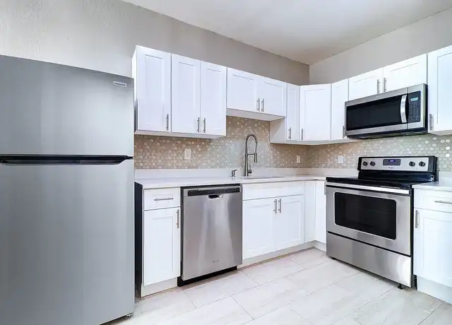 Property at The Hyde Park Collection - 511 S Westland Ave, Tampa, FL, 33606, 1 bed, 1 bath, [object Object]