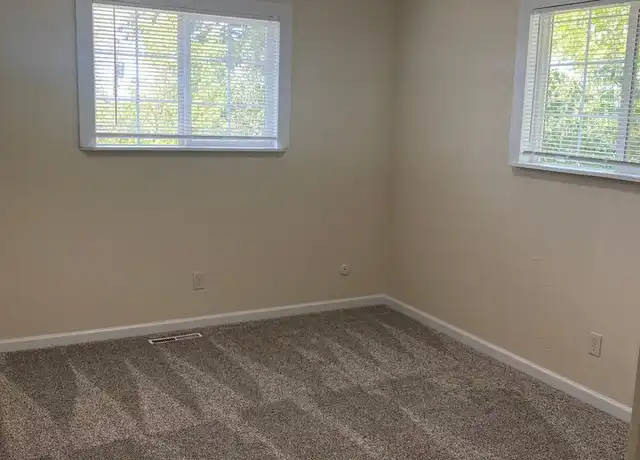 Property at 6407 Harvey Dr Rm 2, Klamath Falls, OR, 97603, 1 bed, 1 bath, [object Object]