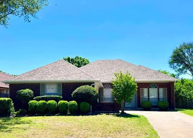 Property at 2735 Wentworth Dr, Grand Prairie, TX, 75052, 3 beds, 2 baths, [object Object]