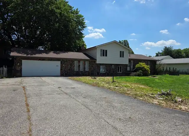 Property at 4146 Lor Ron St, Kent, OH, 44240, 3 beds, 2 baths, [object Object]