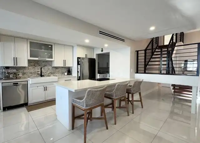 Property at 1490 NW 113th Way, Pembroke Pines, FL, 33026, 3 beds, 3 baths, [object Object]