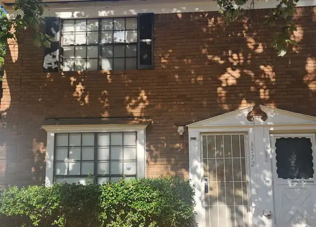 Property at 6572 Sleepy Hollow Ln, Morrow, GA, 30260, 2 beds, 1.5 baths, [object Object]