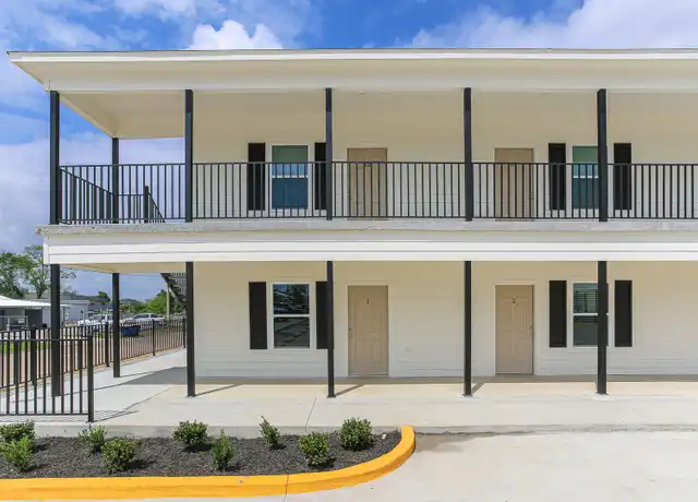 Property at 1815 Elm St Unit 15, Lake Charles, LA, 70601, 1 bed, 1 bath, [object Object]