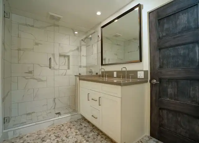 Property at 2901 Middlefield Rd Unit 2, Palo Alto, CA, 94306, 2 beds, 2 baths, [object Object]