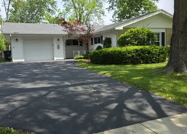 Property at 720 Alcoa Ln, Hoffman Estates, IL, 60169, 3 beds, 1.5 baths, [object Object]