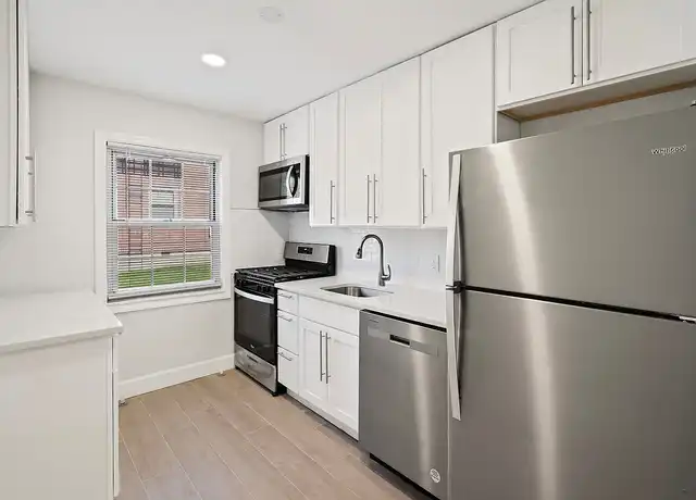 Property at Palisades Gardens Apartments - 1452 Center Ave, Fort Lee, NJ, 07024, 1 bed, 1 bath, [object Object]