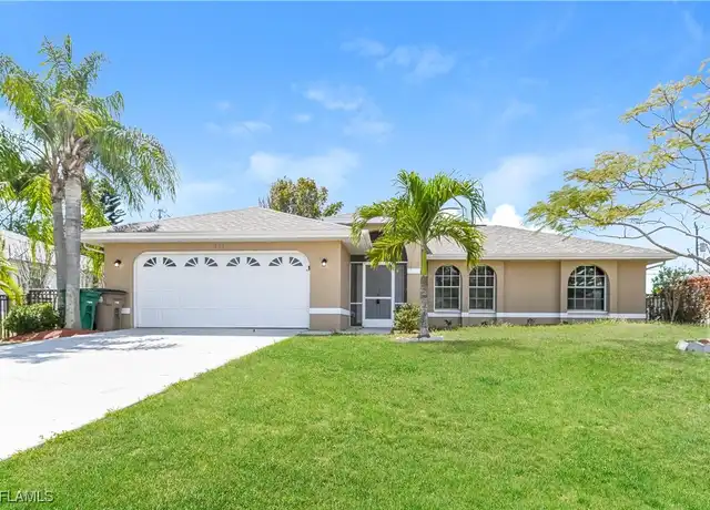 Property at 610 SW 27th Ter, Cape Coral, FL, 33914, 3 beds, 2 baths, [object Object]