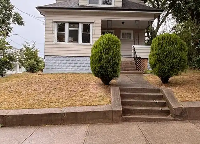 Property at 584 River Ave Unit 2, Providence, RI, 02908, 3 beds, 1 bath, [object Object]