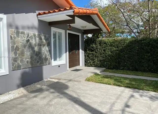 Property at 3211 SW 27th St Unit 3213, Miami, FL, 33133, 2 beds, 1 bath, [object Object]