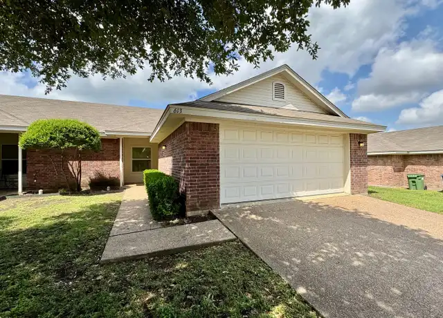 Property at 613 Park Ln, Hewitt, TX, 76643, 3 beds, 2 baths, [object Object]