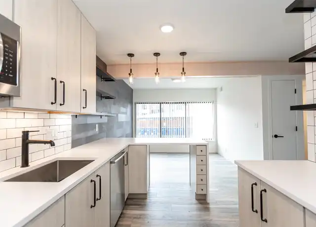 Property at 2124 Pauline Blvd #205, Ann Arbor, MI, 48103, 2 beds, 2 baths, [object Object]