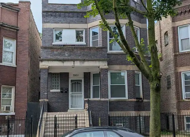 Property at 3931 W Van Buren St Unit 1, Chicago, IL, 60624, 3 beds, 1 bath, [object Object]