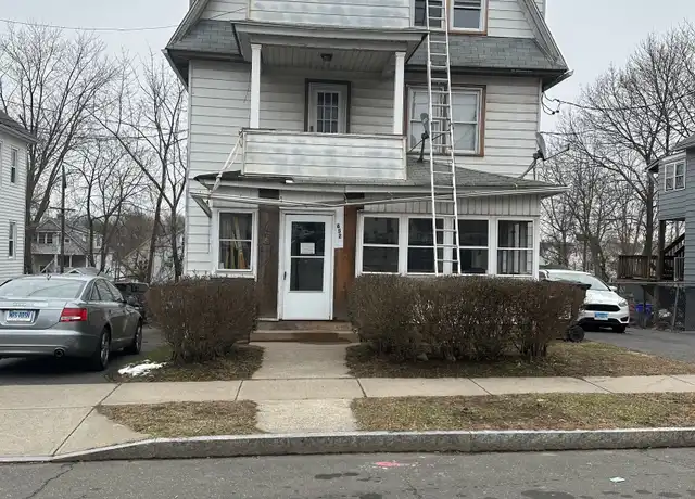 Property at 654 High St, Middletown, CT, 06457, 2 beds, 1 bath, [object Object]