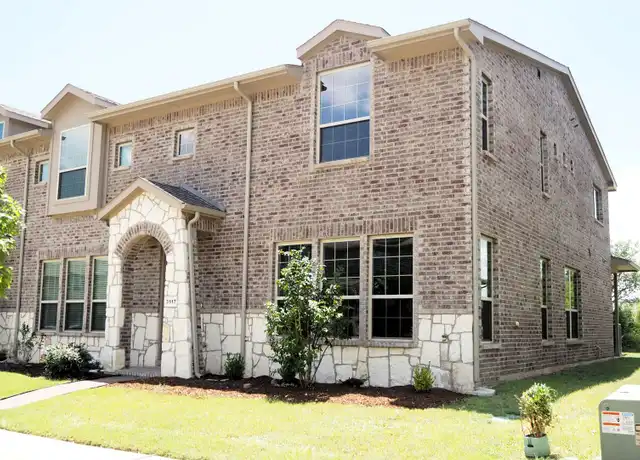 Property at 3117 Solana Cir, Denton, TX, 76207, 3 beds, 3 baths, [object Object]