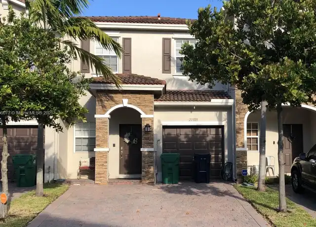 Property at 22389 SW 88th Path, Cutler Bay, FL, 33190, 3 beds, 2.5 baths, [object Object]